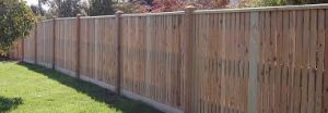 Exposed post, capped lapped fence
